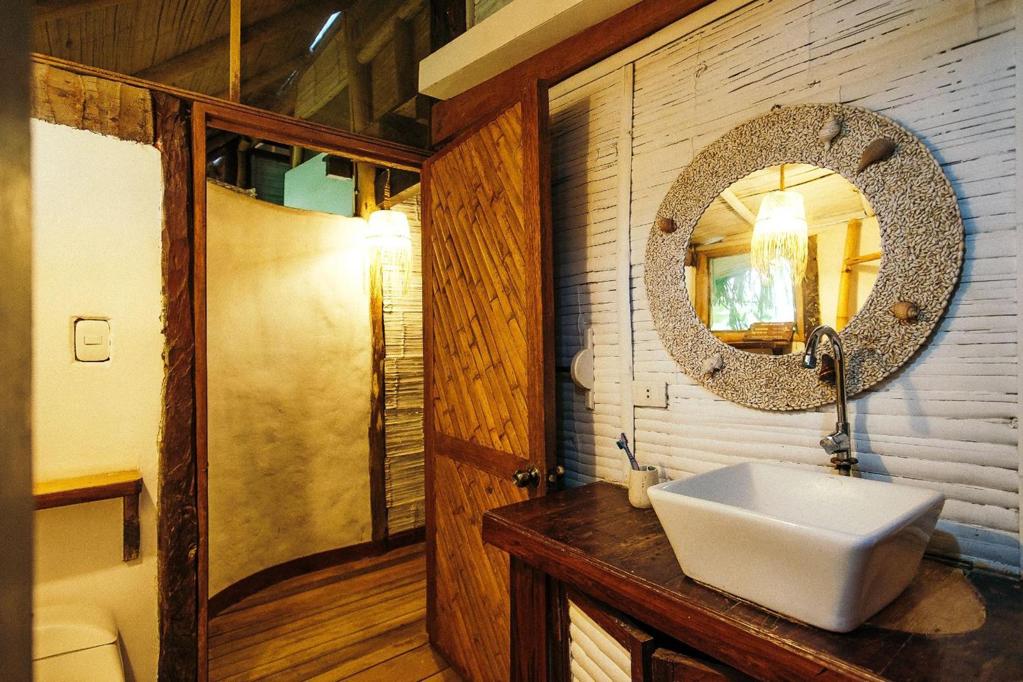 La Maison Eco House & Yoga マンコラ エクステリア 写真