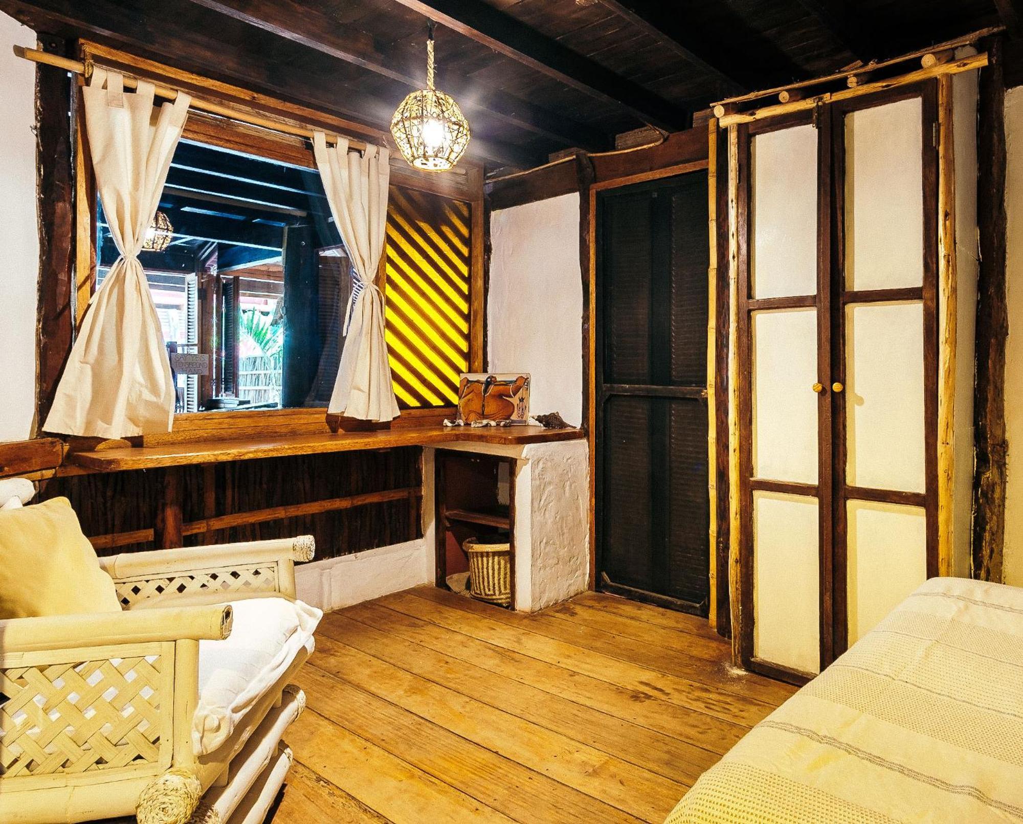 La Maison Eco House & Yoga マンコラ エクステリア 写真